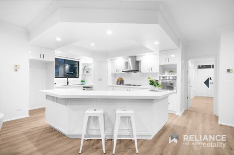 Property photo of 3 Evening Close Point Cook VIC 3030