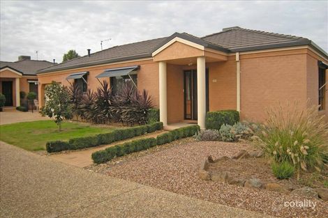 26a Palm Dr, East Albury, NSW 2640