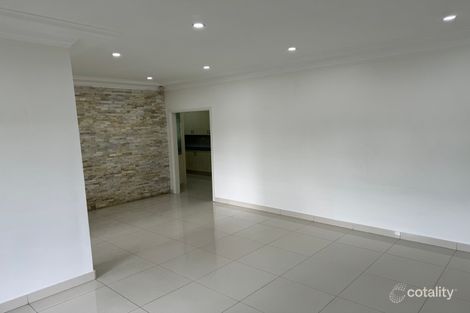 Property photo of 118 Juno Parade Greenacre NSW 2190