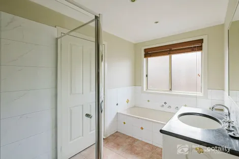 Property photo of 4 Baluk Place Kurunjang VIC 3337