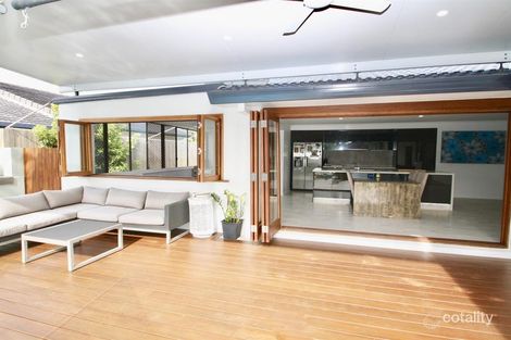 Property photo of 3 Eacham Avenue Coombabah QLD 4216