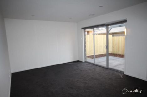 Property photo of 16 Cabernet Drive Somerville VIC 3912