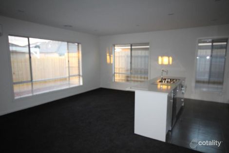 Property photo of 16 Cabernet Drive Somerville VIC 3912