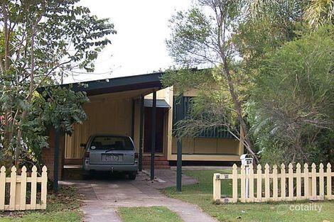 27 Moncrief Rd, Cannon Hill, QLD 4170