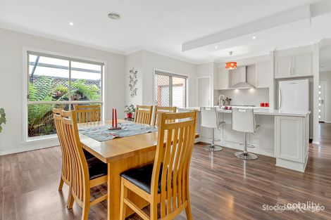 Property photo of 26 Periwinkle Circuit Craigieburn VIC 3064