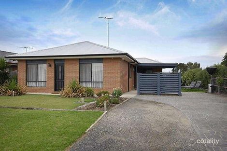 Property photo of 8 Taminga Mews St Albans Park VIC 3219