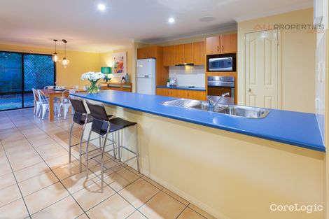 Property photo of 16 Newland Crescent Parkinson QLD 4115