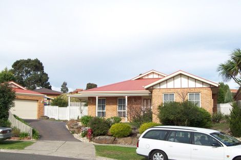 Property photo of 10 Benson Court Narre Warren VIC 3805