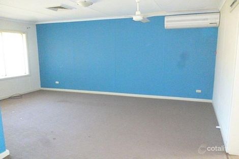 Property photo of 2 Hunt Way Bulgarra WA 6714