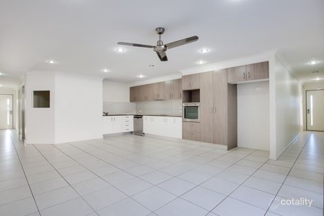 Property photo of 2/27 Hookes Terrace Springfield Lakes QLD 4300