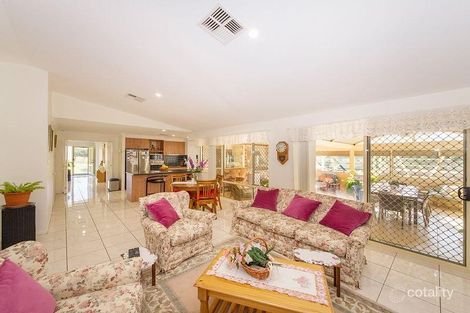 Property photo of 2 Mullalone Place Pampoolah NSW 2430