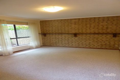 Property photo of 1/4 Kareda Drive Campbelltown SA 5074