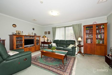 Property photo of 17 Winterhill Link Bundoora VIC 3083
