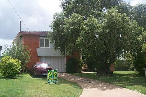 26 Warrawong St, Eastern Heights, QLD 4305