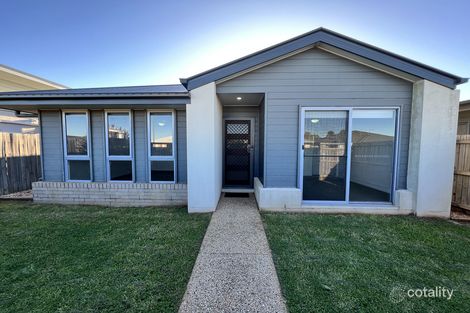 Property photo of 9 Farrer Street Cranley QLD 4350