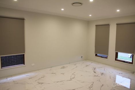 Property photo of 57 Horizon Circuit Moorebank NSW 2170
