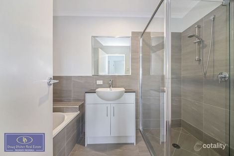 1/11 Uldis Pl, Bellbird Park, QLD 4300