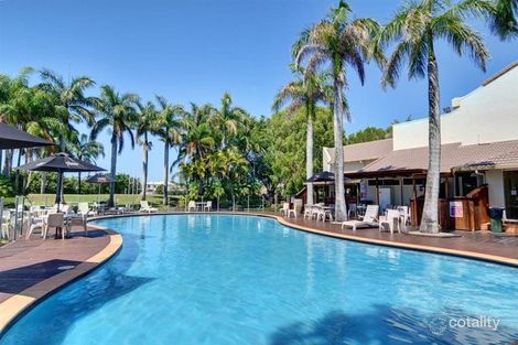 17/2 Landsborough Pde, Golden Beach, QLD 4551