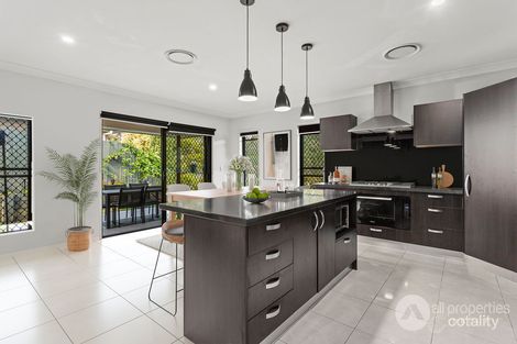 Property photo of 33 Galligan Way Goodna QLD 4300