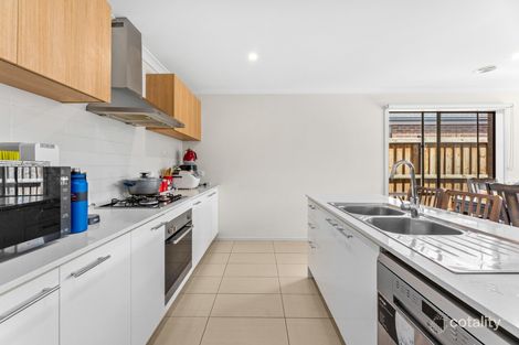 Property photo of 45 Haystack Drive Truganina VIC 3029