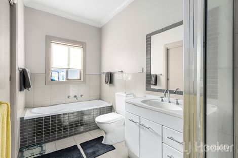 Property photo of 1/18 Mowatt Street Queanbeyan East NSW 2620