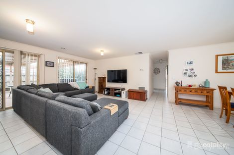 Property photo of 57 Sallybrook Circuit Narre Warren VIC 3805