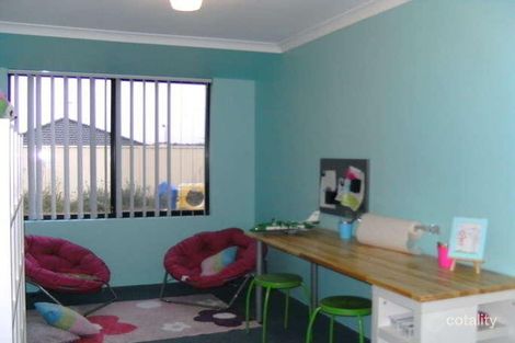 Property photo of 9 Oakworth Meander Tapping WA 6065