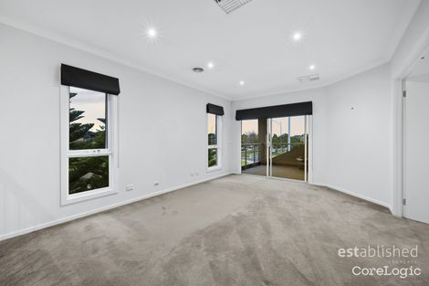 Property photo of 18 Sundowner Place Point Cook VIC 3030