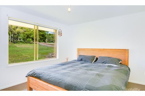 Property photo of 16 Ravensberg Drive Witta QLD 4552