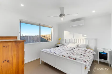 Property photo of 64 Stanicki Circuit Bellbird Park QLD 4300