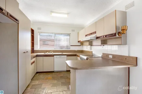 Property photo of 1/17 Zelang Avenue Figtree NSW 2525