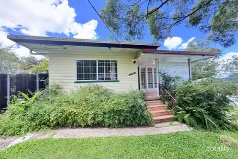 19 Paten St, North Ipswich, QLD 4305