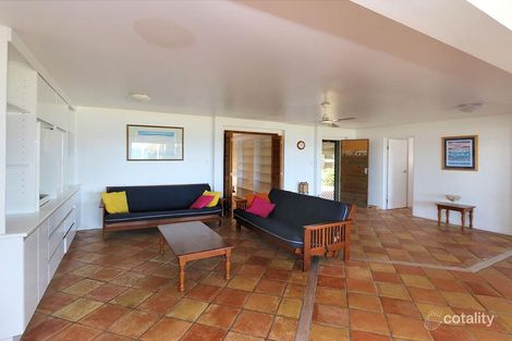 Property photo of 1 Coolanblue Avenue Innes Park QLD 4670