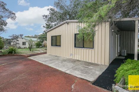 Property photo of 18 Lakes Way Jandakot WA 6164