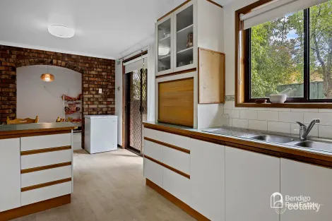 Property photo of 1 The Strand Kennington VIC 3550