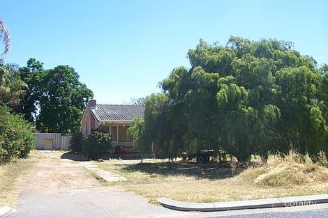 374 Fisher St, Cloverdale, WA 6105