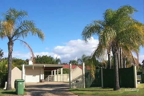 12 Dame Pattie Ct, Newport, QLD 4020