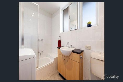 Property photo of 6/10 Celeste Court St Kilda East VIC 3183