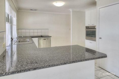 Property photo of 30 Owens Crescent Regents Park QLD 4118