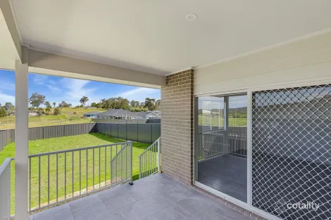 Property photo of 26 Warbler Circuit Bega NSW 2550