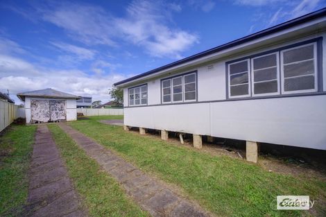 Property photo of 16 Beeton Parade Taree NSW 2430