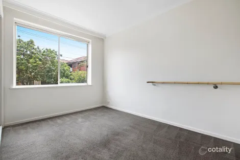 Property photo of 6/27 Robe Street St Kilda VIC 3182