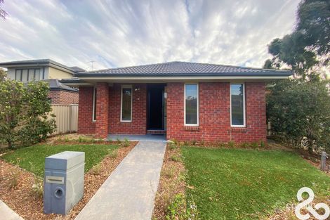Property photo of 19 Methven Avenue South Morang VIC 3752