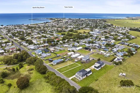 11 Tuxion Rd, Apollo Bay, VIC 3233