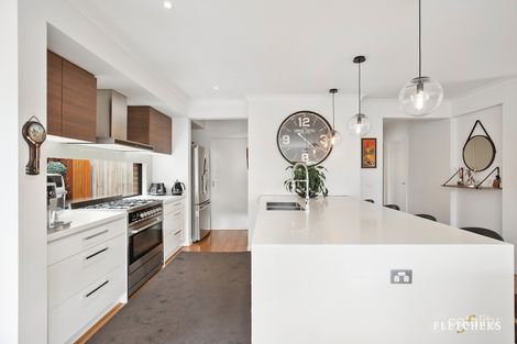 Property photo of 33 St Clair Avenue Cranbourne West VIC 3977