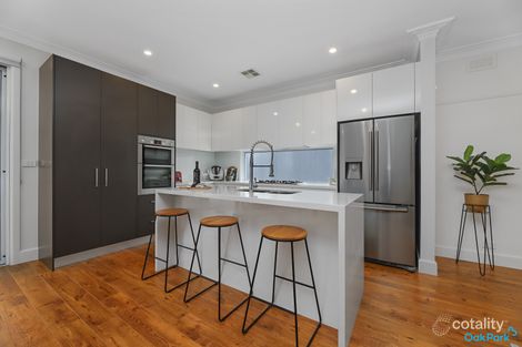 Property photo of 22 Watt Avenue Oak Park VIC 3046