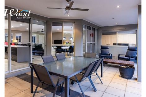 Property photo of 49 Whitebox Circuit Thurgoona NSW 2640