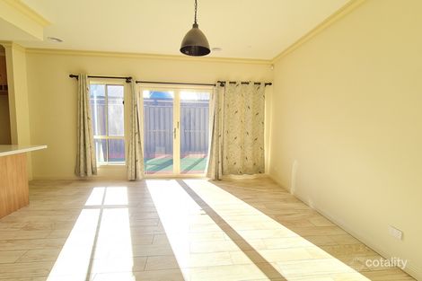 Property photo of 16 Maryburgh Road Cobblebank VIC 3338
