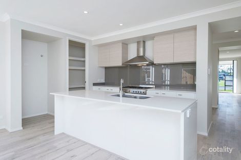 Property photo of 21 Butterleaf Crescent Pimpama QLD 4209