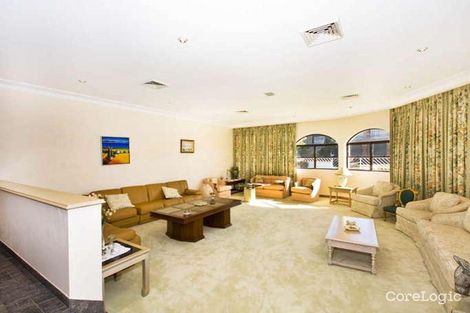 Property photo of 13 Albion Close Bossley Park NSW 2176